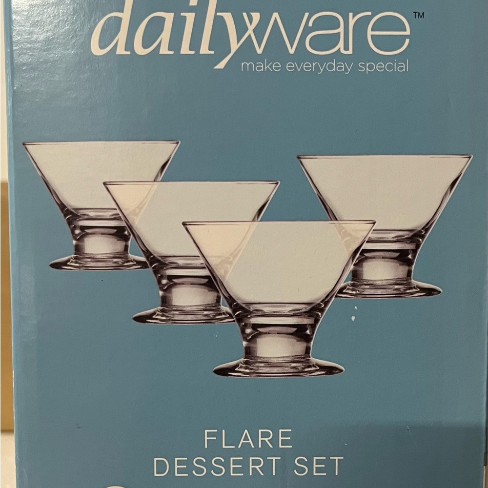 4 pieces flare dessert set